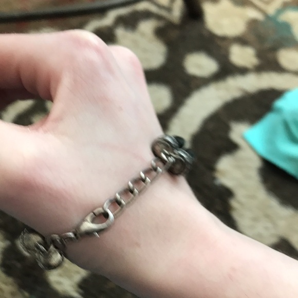 Retired!!! Leather and sterling silver bracelet from premier designs. - Picture 2 of 4